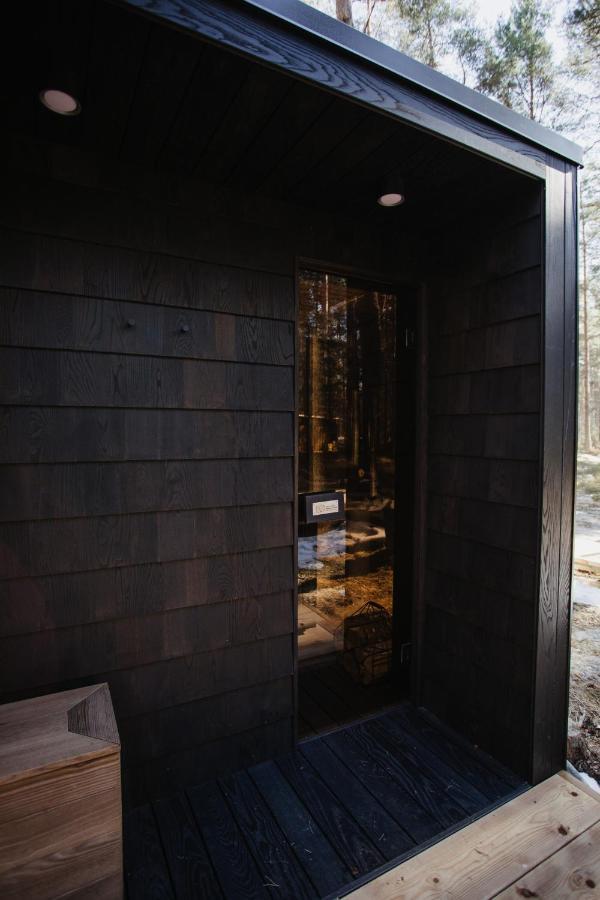 Oeoed Hoetels Laheranna Saera -With Sauna Ihasalu Bagian luar foto